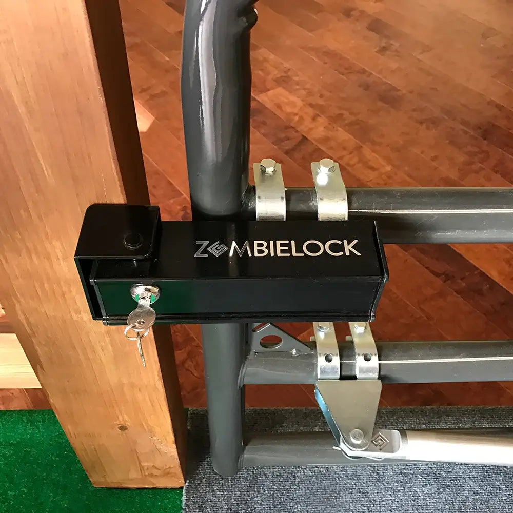 Automatic Gate lock for automatic gates showing key in lock, keeps gates closed