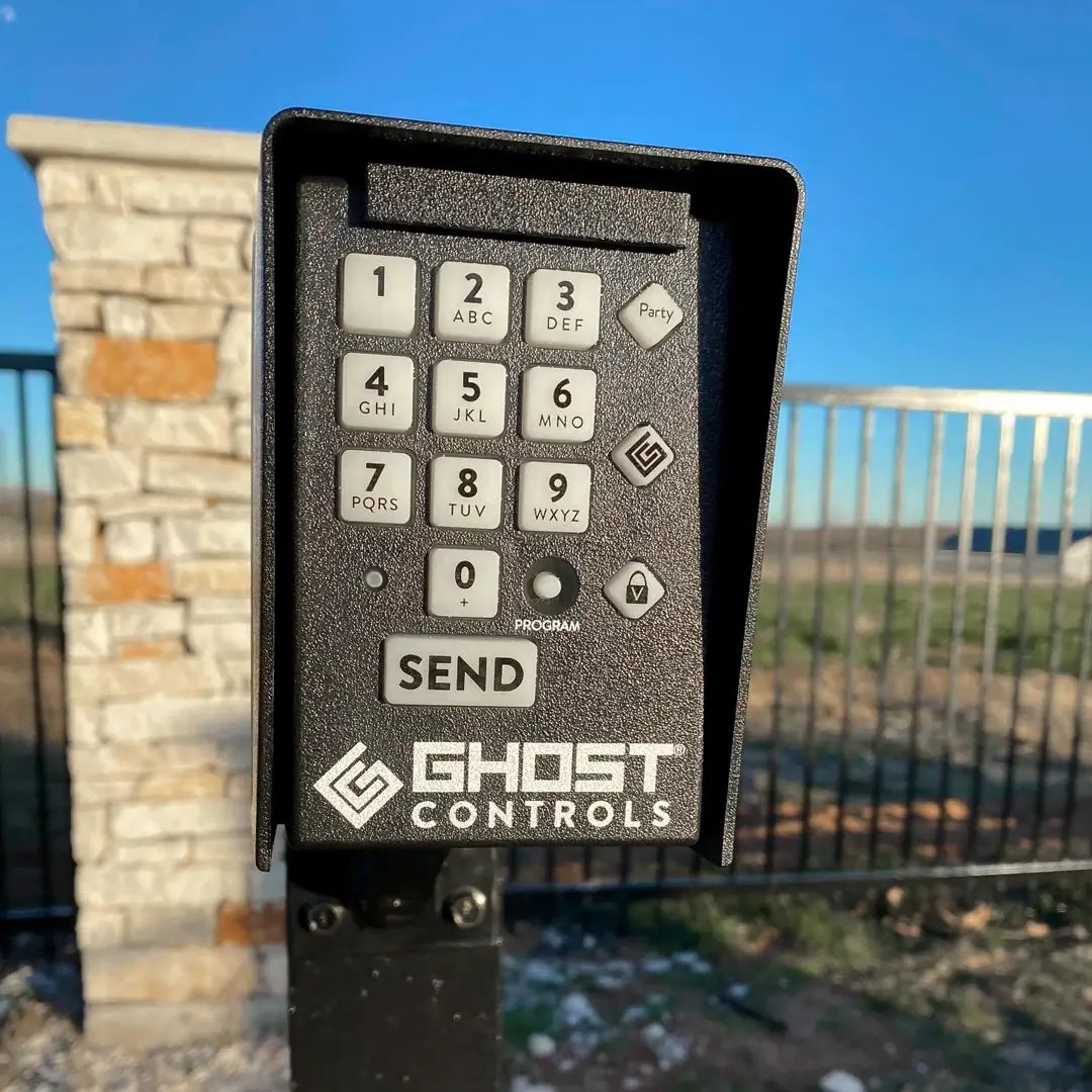 Ghost Controls wireless keypad with Partymode and Vacationmode features