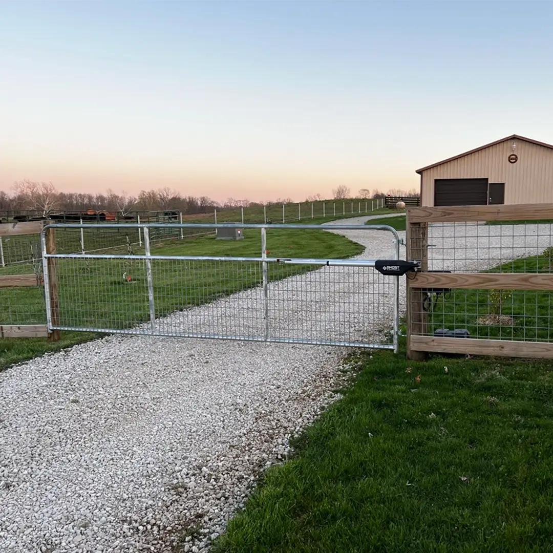 GHOST PRO Series Single Automatic Gate Opener Kit with 50' Cable - LSM1XL