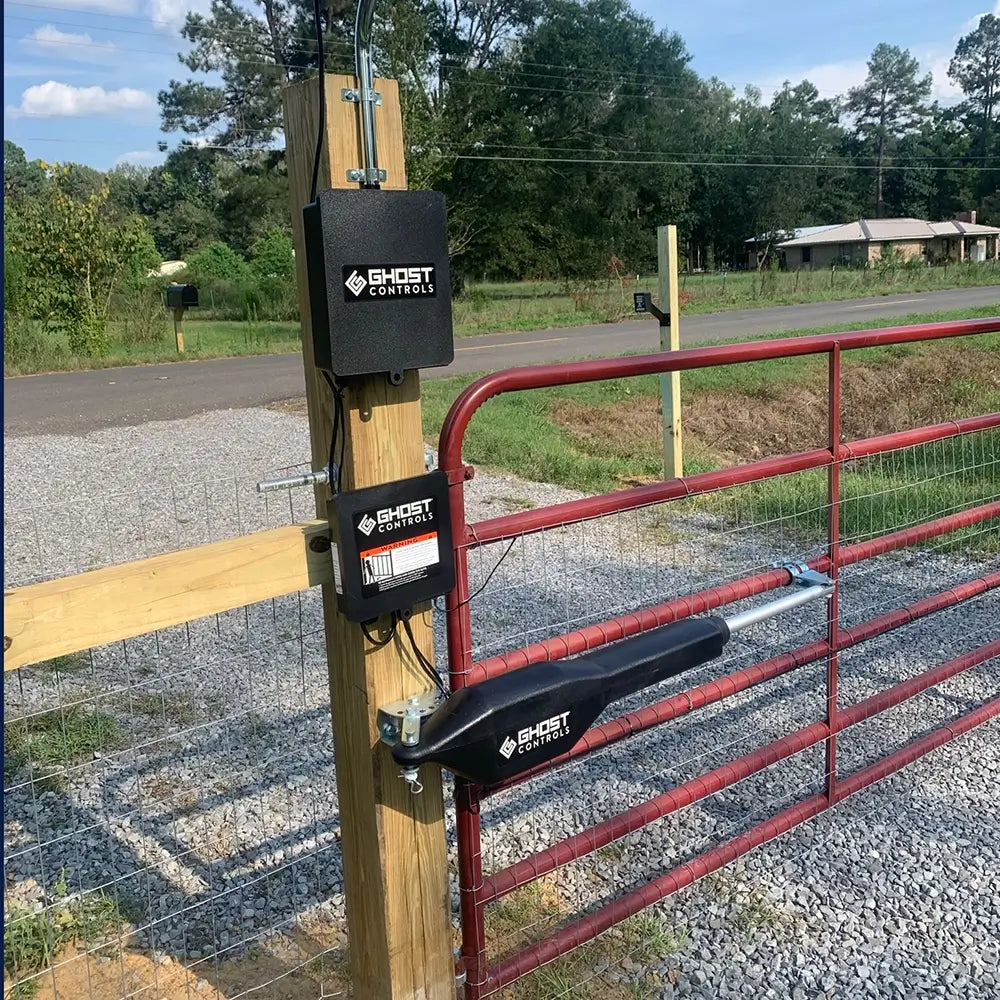Tss1 single gate opener on customer red gate